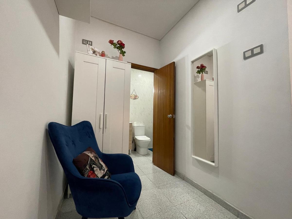 Plaza Universidad Rooms Barcelona Exterior foto